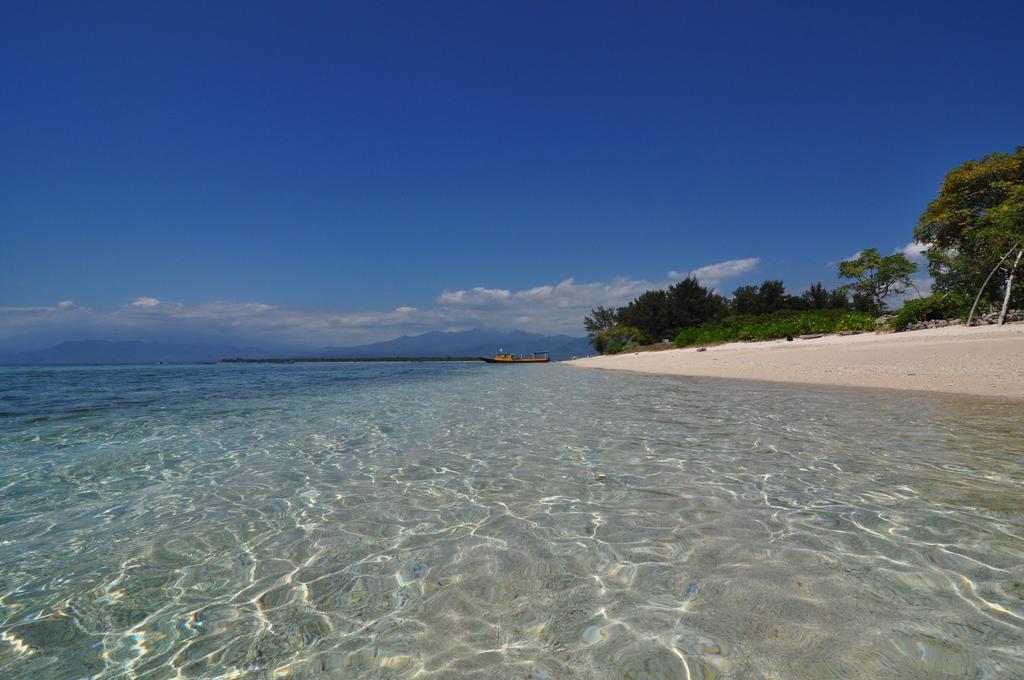Ana Warung & Bungalows Gili Meno Exterior photo